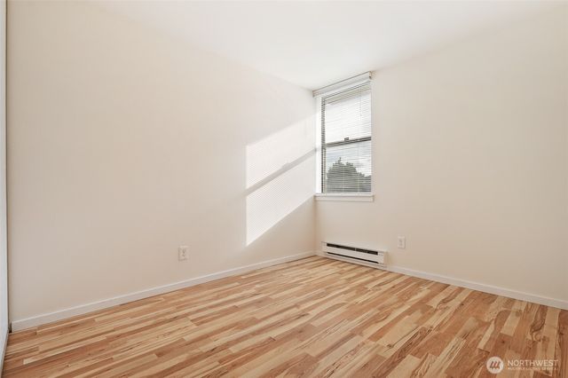 802 N 43rd Street, Seattle, WA 98103