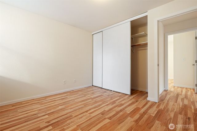 802 N 43rd Street, Seattle, WA 98103