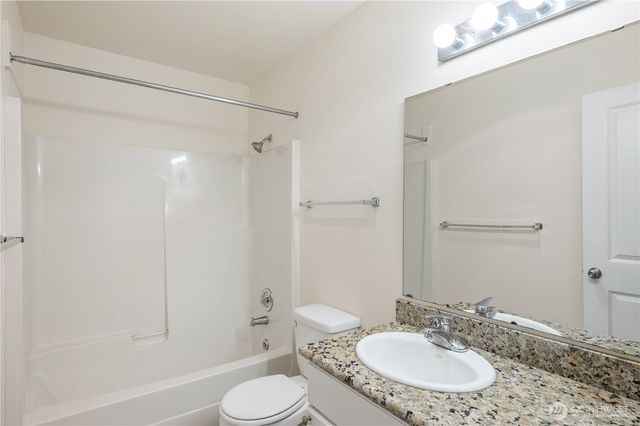 802 N 43rd Street, Seattle, WA 98103