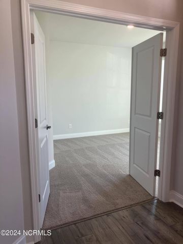 1306 Caracara Drive Model Home, New Bern, NC 28560