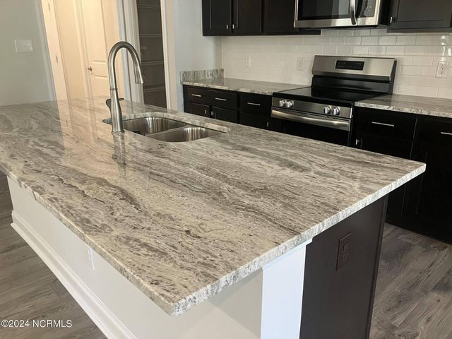 1306 Caracara Drive Model Home, New Bern, NC 28560