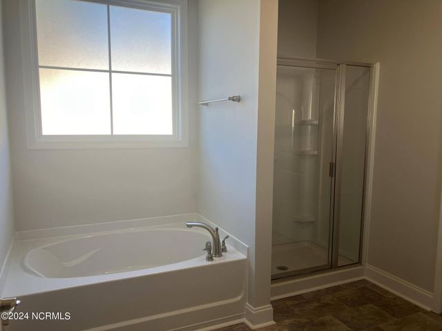 1306 Caracara Drive Model Home, New Bern, NC 28560