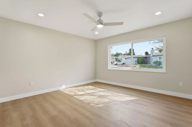 9348 Horton Dr, La Mesa, CA 91942