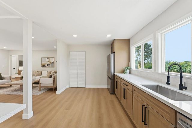 9348 Horton Dr, La Mesa, CA 91942