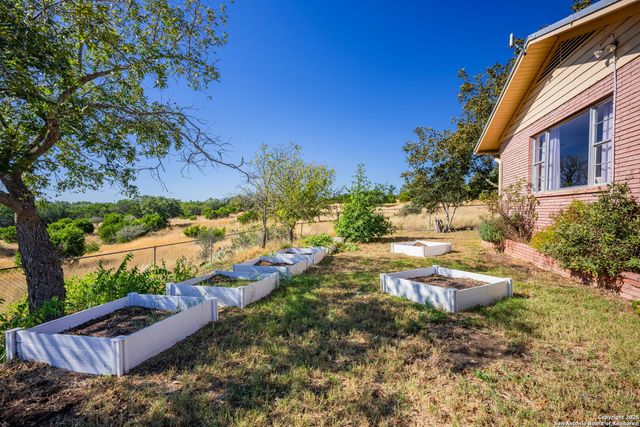 88 Oak Alley, Kerrville, TX 78028