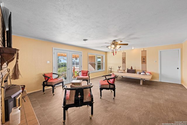 88 Oak Alley, Kerrville, TX 78028