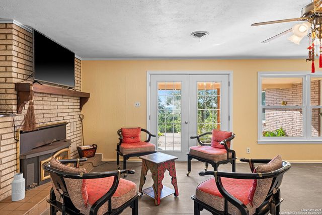 88 Oak Alley, Kerrville, TX 78028