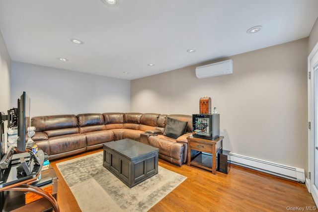 56 Pamlico Avenue, Ronkonkoma, NY 11779