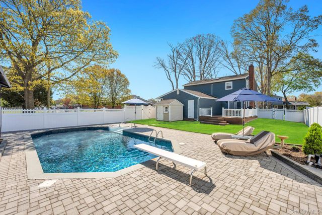 56 Pamlico Avenue, Ronkonkoma, NY 11779