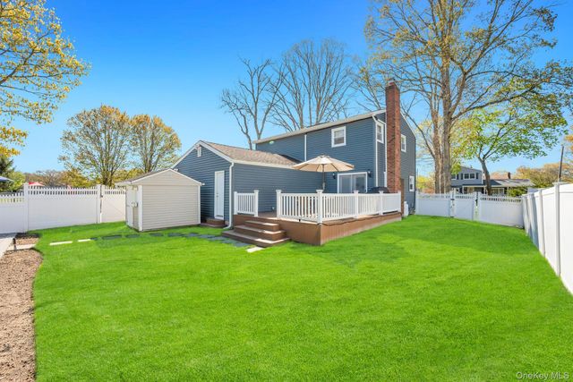 56 Pamlico Avenue, Ronkonkoma, NY 11779