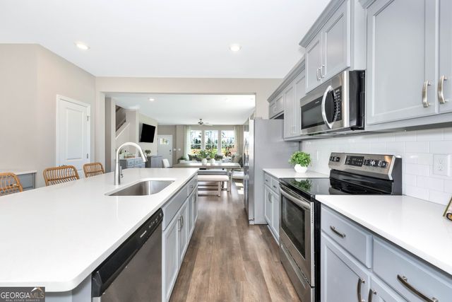 200 Ivy Glen, Perry, GA 31069