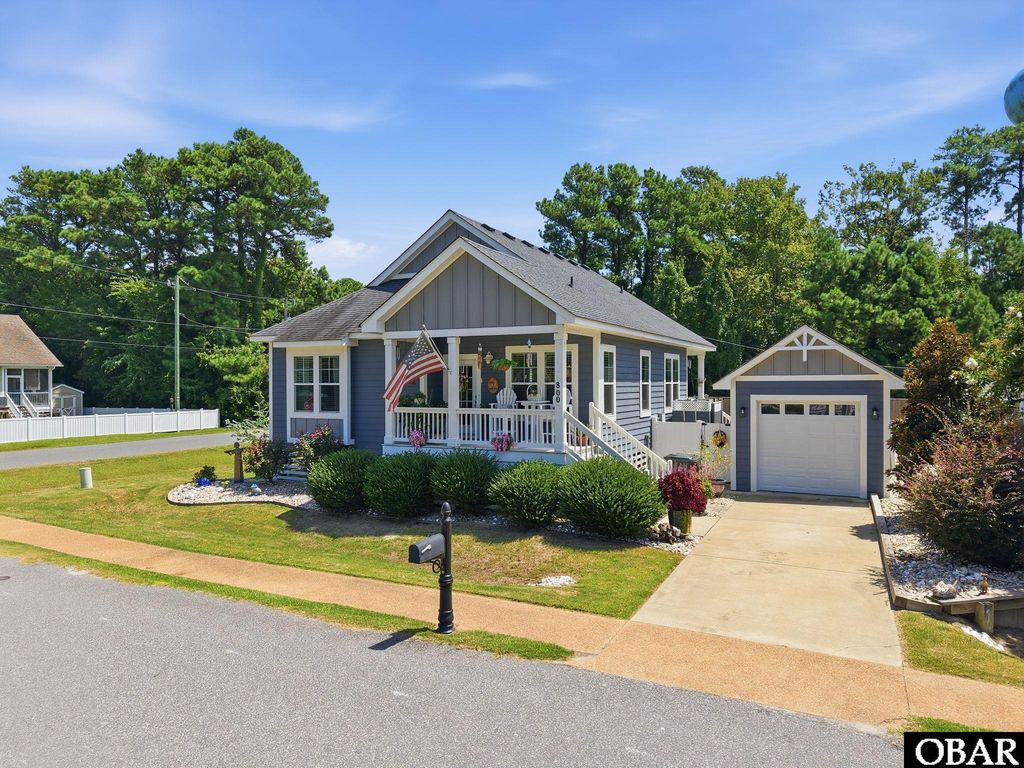 Image 1 of property listing at 800 Lindsey Lane, Manteo, NC 27954