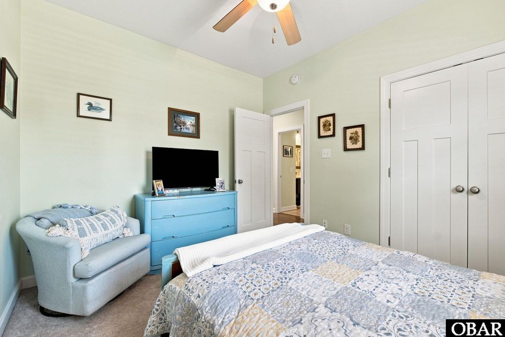 Image 17 of property listing at 800 Lindsey Lane, Manteo, NC 27954