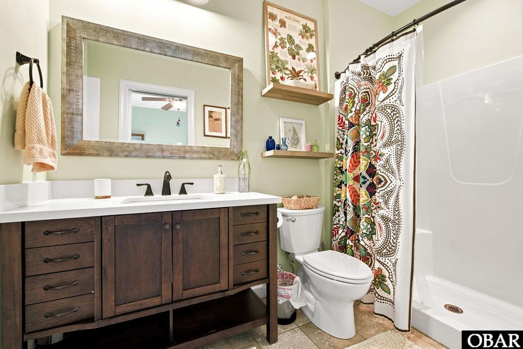 Image 20 of property listing at 800 Lindsey Lane, Manteo, NC 27954