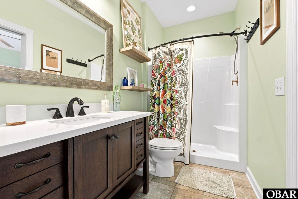 Image 21 of property listing at 800 Lindsey Lane, Manteo, NC 27954