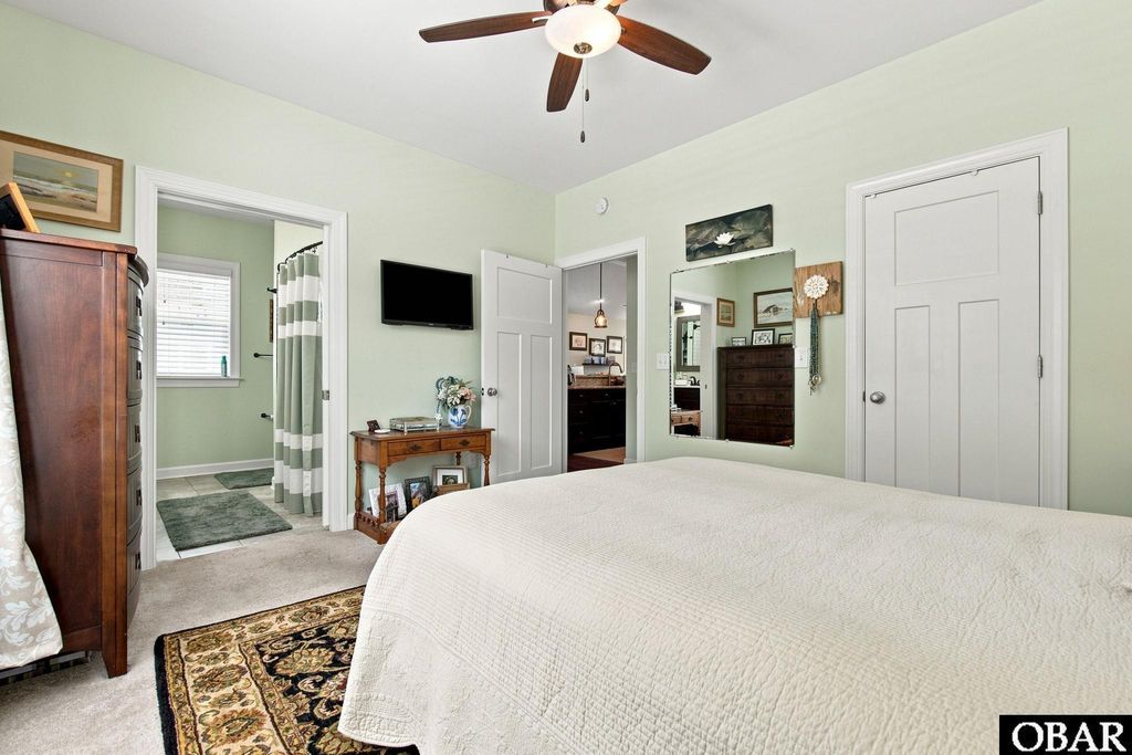 Image 25 of property listing at 800 Lindsey Lane, Manteo, NC 27954