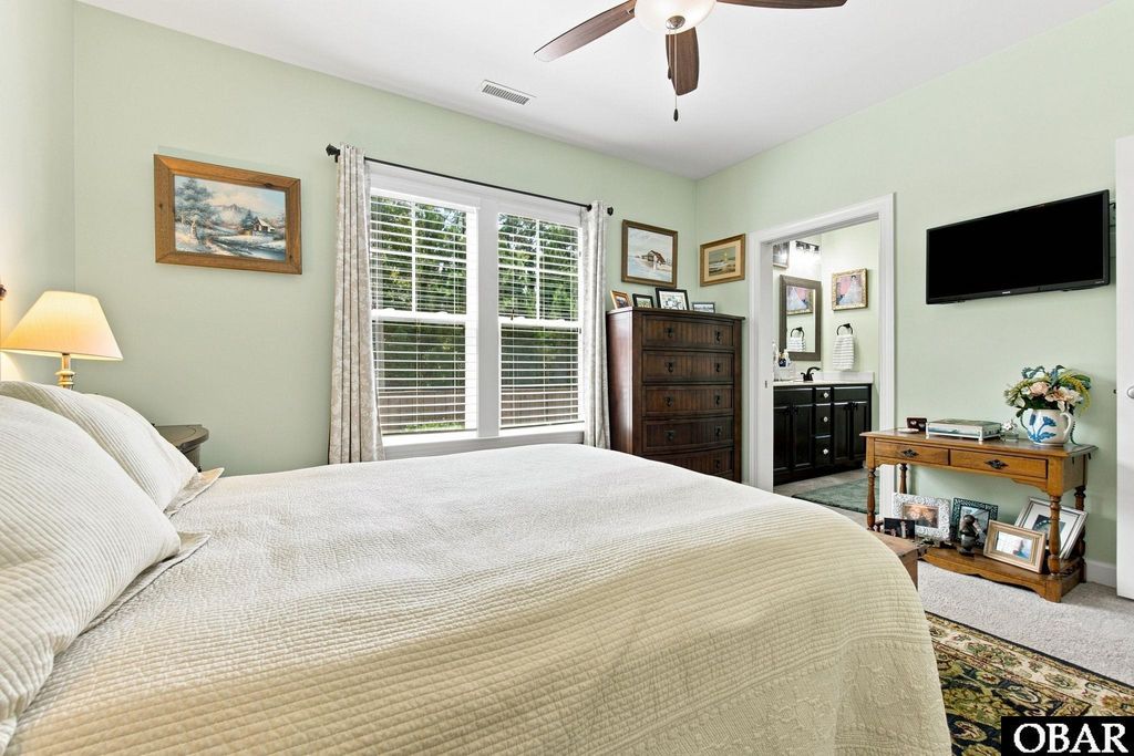 Image 28 of property listing at 800 Lindsey Lane, Manteo, NC 27954