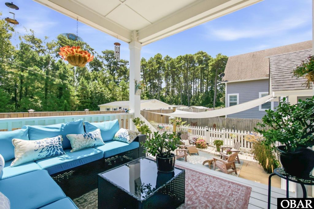 Image 30 of property listing at 800 Lindsey Lane, Manteo, NC 27954