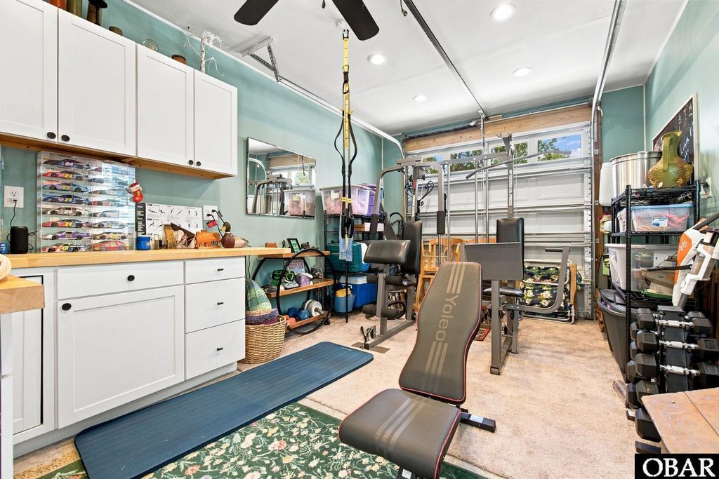Image 37 of property listing at 800 Lindsey Lane, Manteo, NC 27954