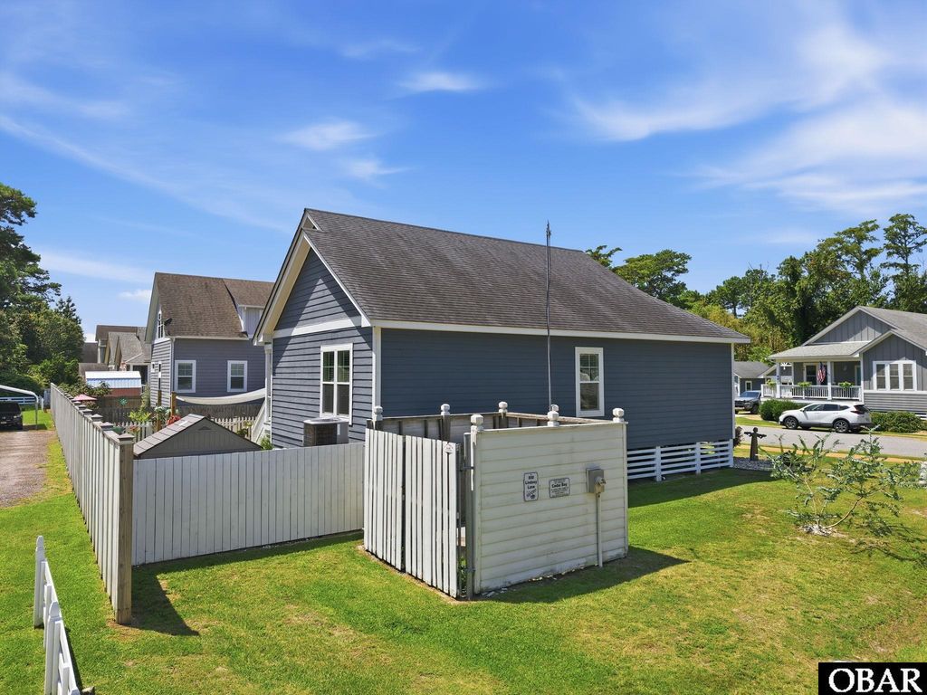 Image 53 of property listing at 800 Lindsey Lane, Manteo, NC 27954