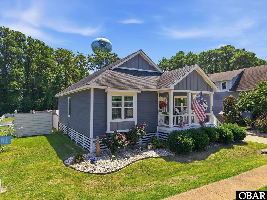 Image 54 of property listing at 800 Lindsey Lane, Manteo, NC 27954