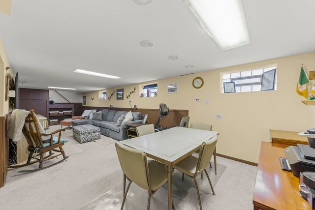 8625 S Kildare Avenue, Chicago, IL 60652