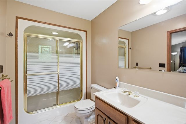 502 Leprechaun Lane, Westminster, SC 29693
