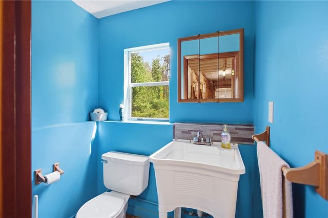 502 Leprechaun Lane, Westminster, SC 29693