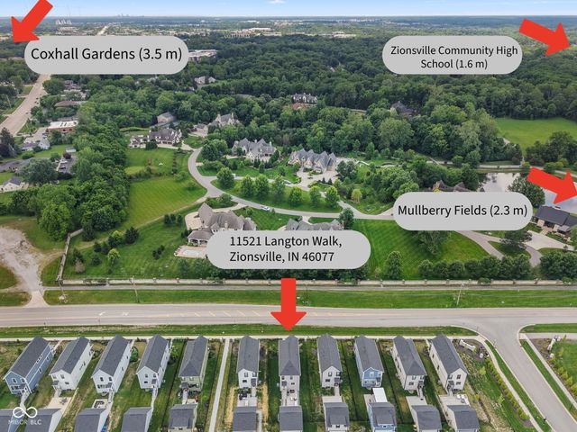 11521 Langton Walk, Zionsville, IN 46077