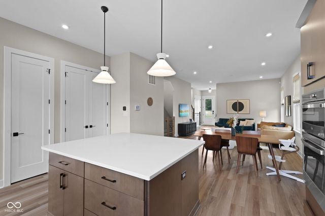 11521 Langton Walk, Zionsville, IN 46077