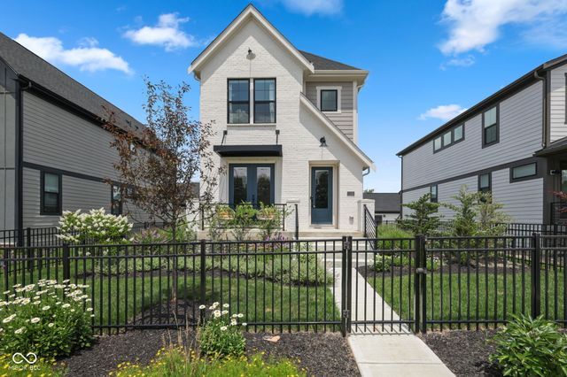 11521 Langton Walk, Zionsville, IN 46077