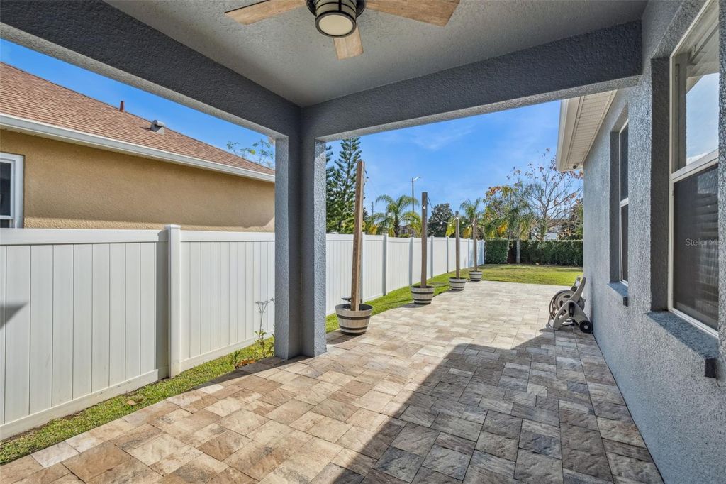 Image 25 of property listing at 10544 MOSS ROSE WAY, Orlando, FL 32832