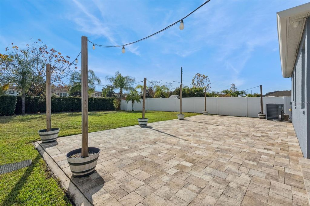 Image 26 of property listing at 10544 MOSS ROSE WAY, Orlando, FL 32832