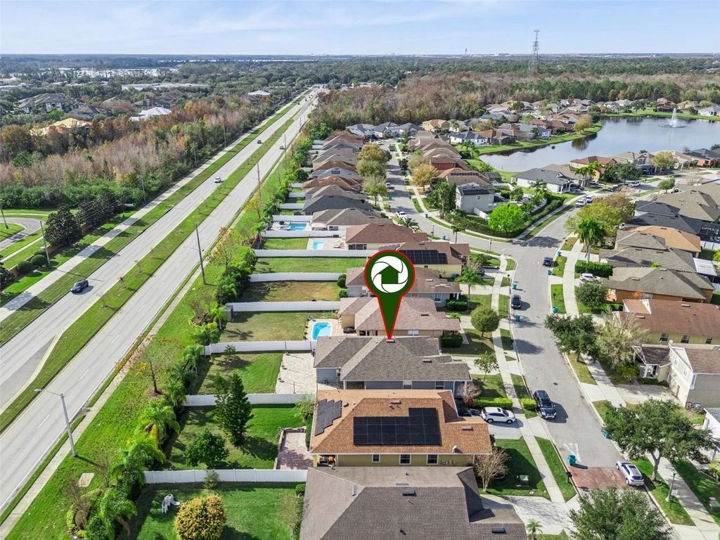 Image 37 of property listing at 10544 MOSS ROSE WAY, Orlando, FL 32832