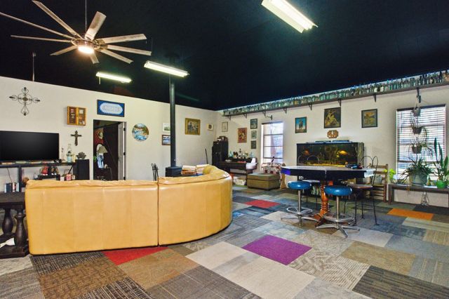 190 W Main Street, Gainesville, MO 65655