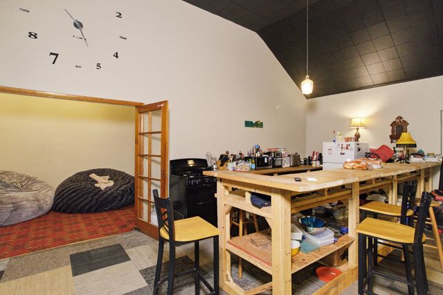 190 W Main Street, Gainesville, MO 65655