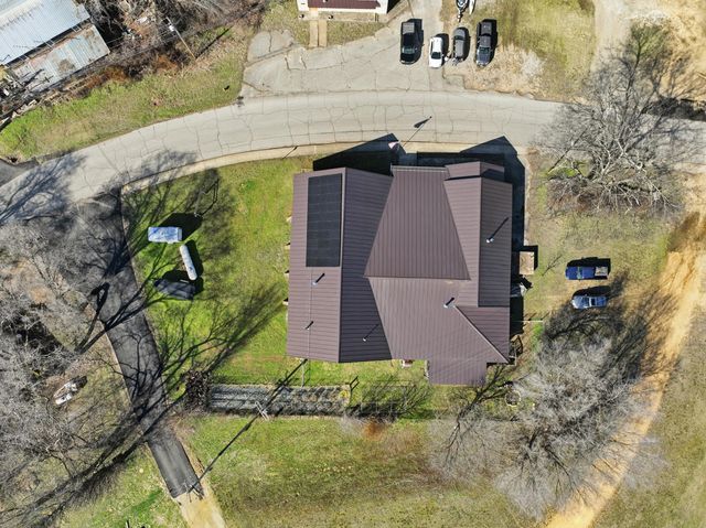 190 W Main Street, Gainesville, MO 65655