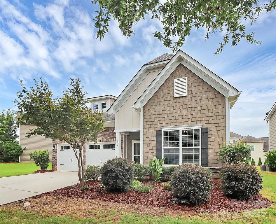 3818 Franklin Meadows Drive, Matthews, NC 28105