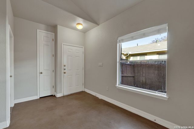 388 E Faust, New Braunfels, TX 78130