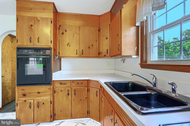 1009 TRIMBLE RD, Joppa, MD 21085