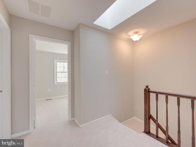 10332 MOCKINGBIRD POND CT, Burke, VA 22015