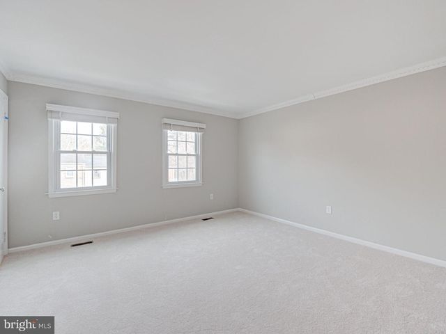 10332 MOCKINGBIRD POND CT, Burke, VA 22015