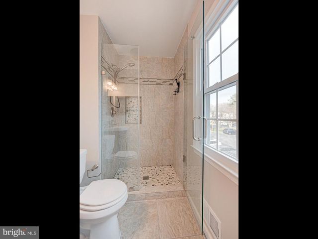 10332 MOCKINGBIRD POND CT, Burke, VA 22015