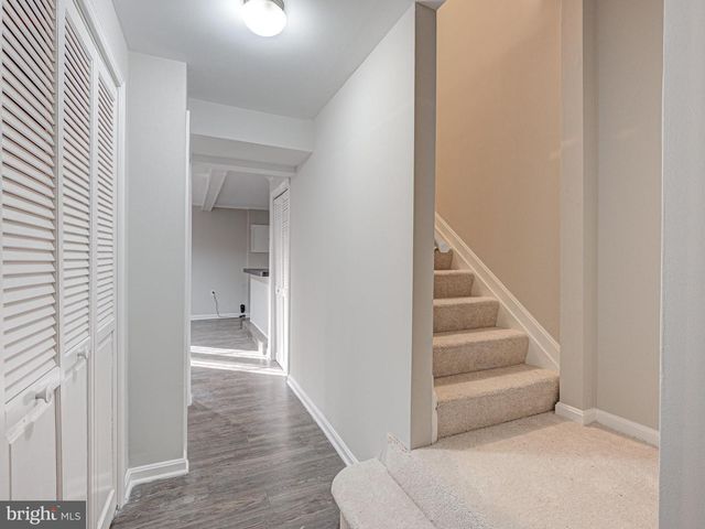10332 MOCKINGBIRD POND CT, Burke, VA 22015
