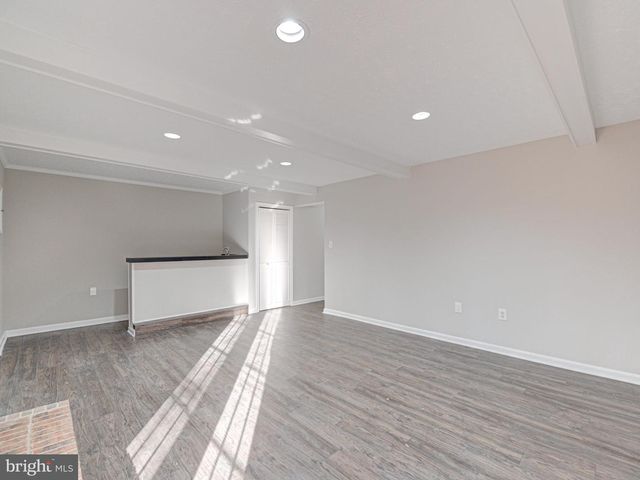 10332 MOCKINGBIRD POND CT, Burke, VA 22015