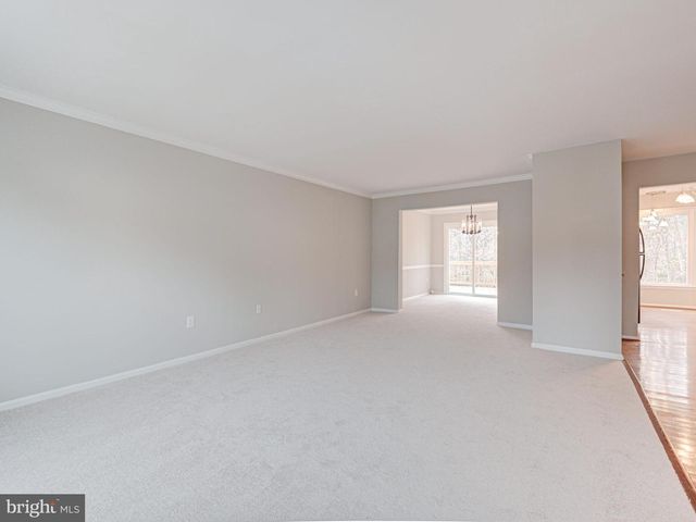 10332 MOCKINGBIRD POND CT, Burke, VA 22015