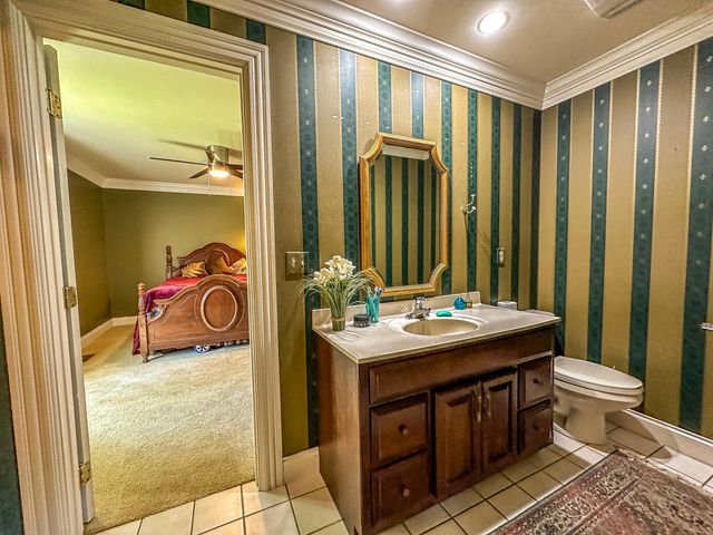 5686 Slate Lick Road, London, KY 40741