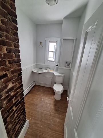 130 Shurtleff 3, Chelsea, MA 02150