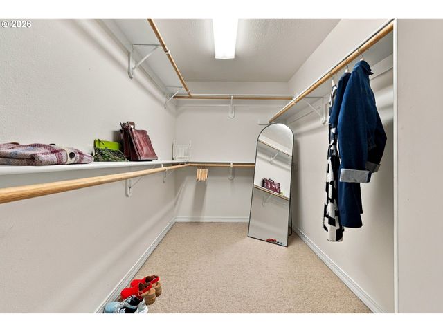 7430 Sw CAPITOL Hwy, Portland, OR 97219