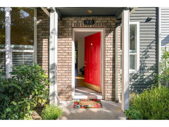 7430 Sw CAPITOL Hwy, Portland, OR 97219